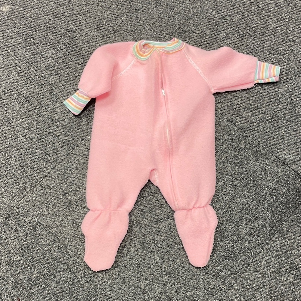 Vintage Gerber Sleeper Fleece One piece zip up footed pink size 0-6 months girls